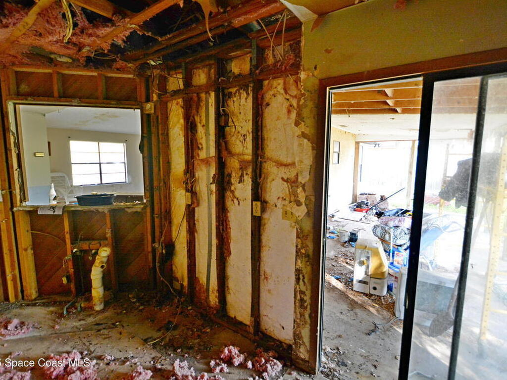 1374 Pakenham Street, Palm Bay, FL 32907