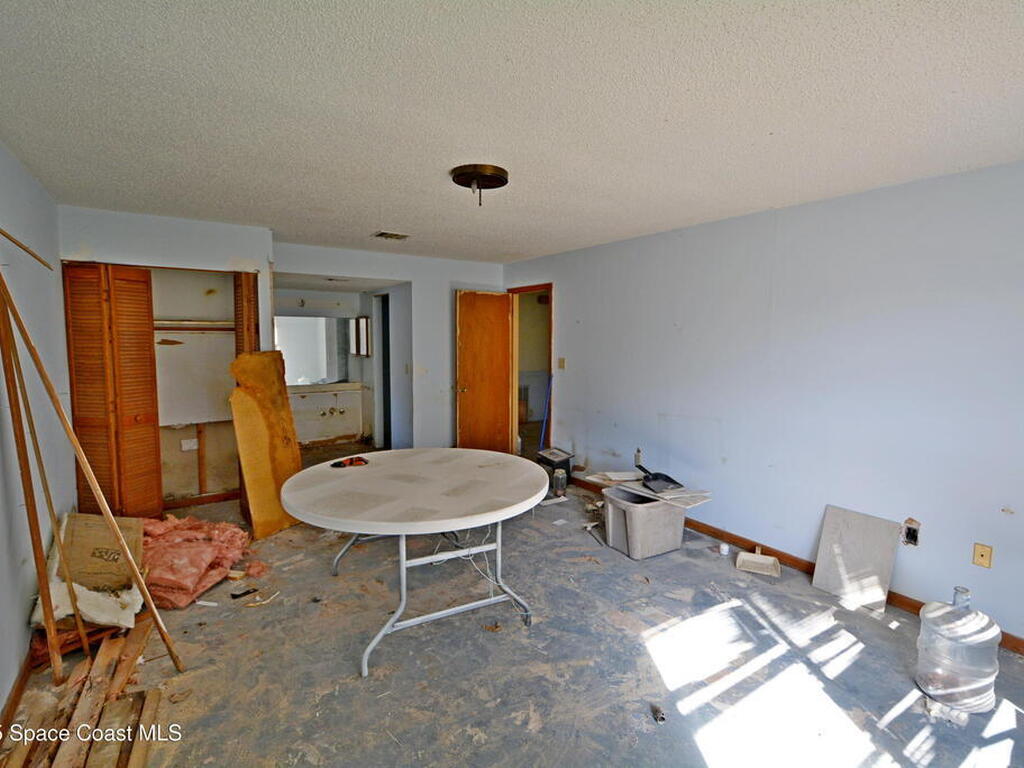 1374 Pakenham Street, Palm Bay, FL 32907