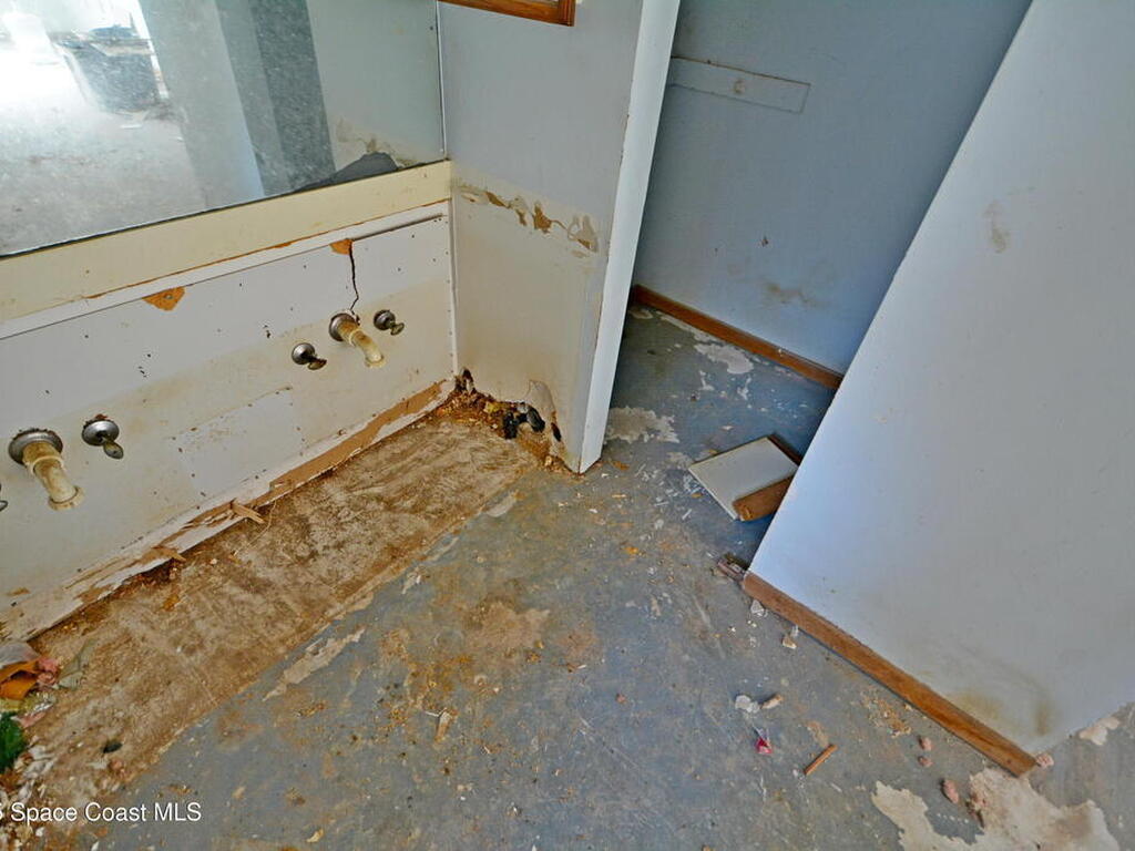 1374 Pakenham Street, Palm Bay, FL 32907