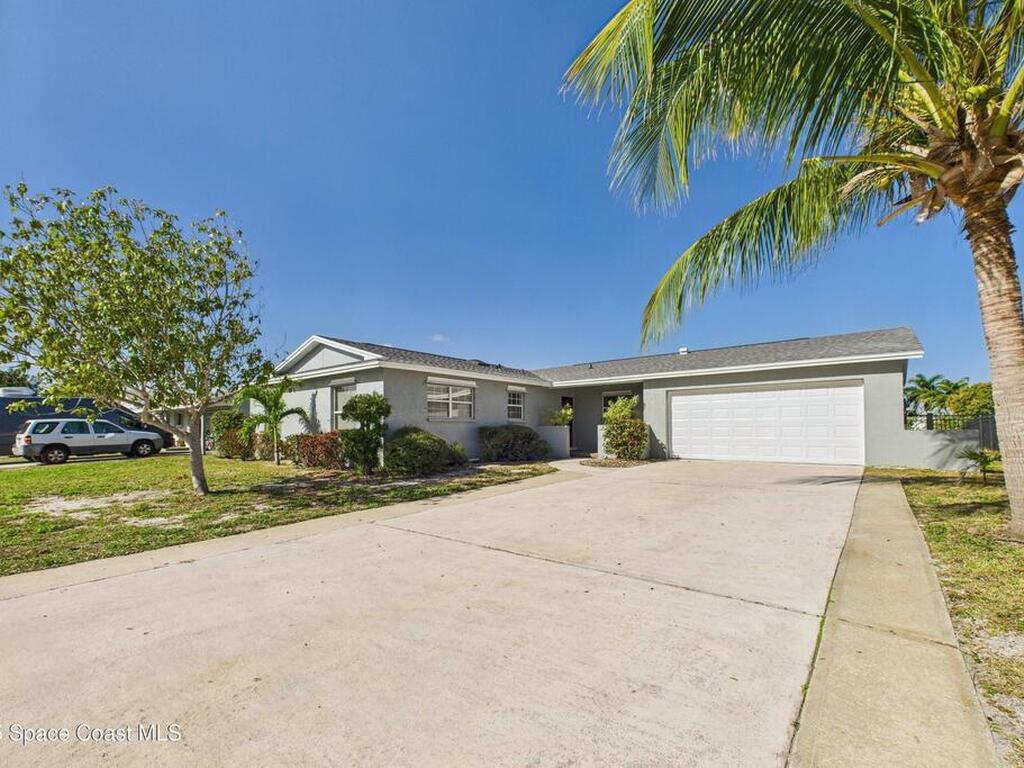 470 Sundoro Court, Merritt Island, FL 32953