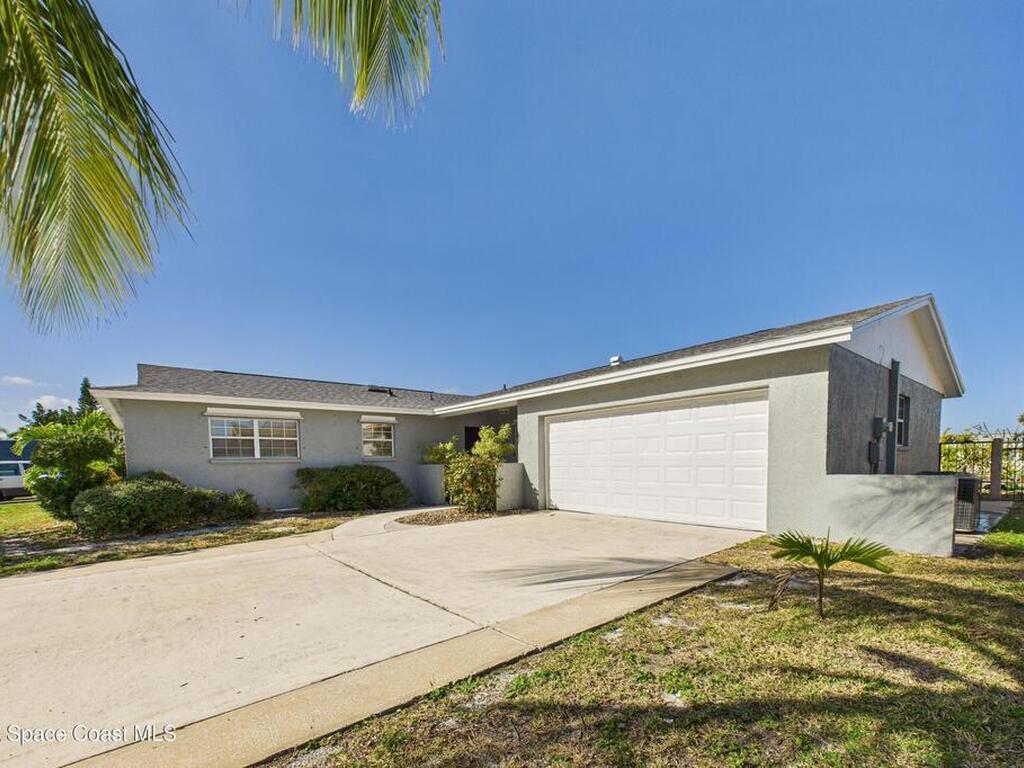 470 Sundoro Court, Merritt Island, FL 32953