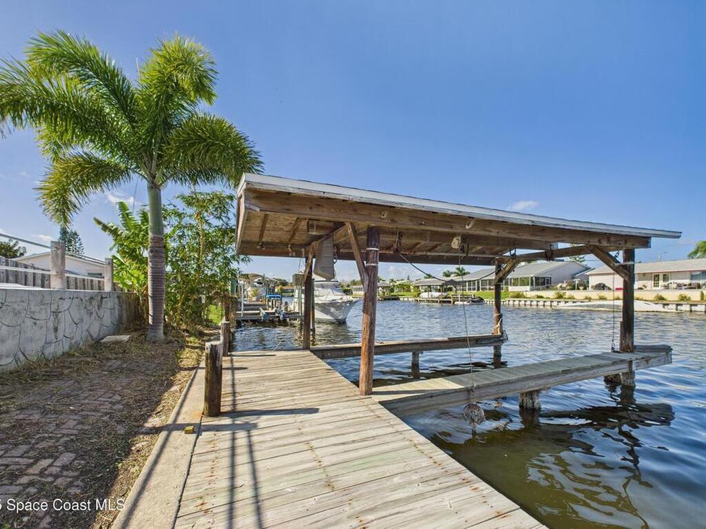 470 Sundoro Court, Merritt Island, FL 32953