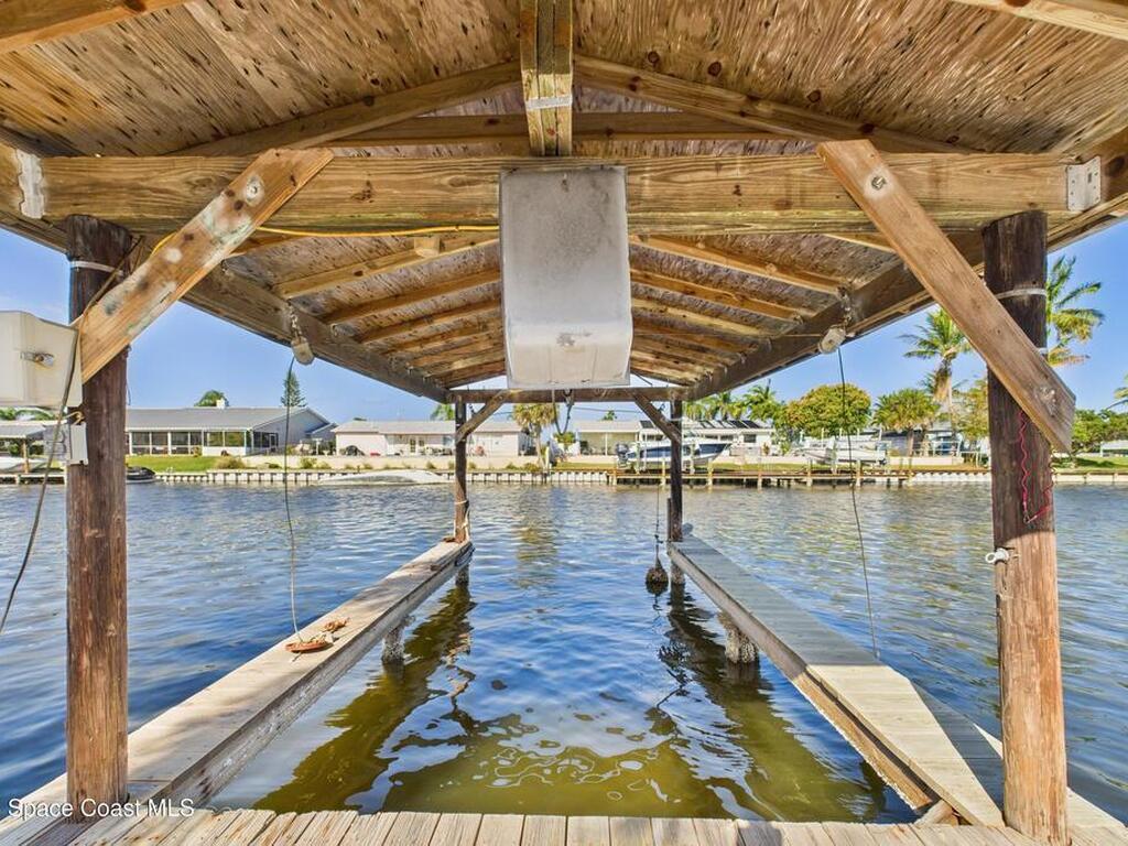 470 Sundoro Court, Merritt Island, FL 32953