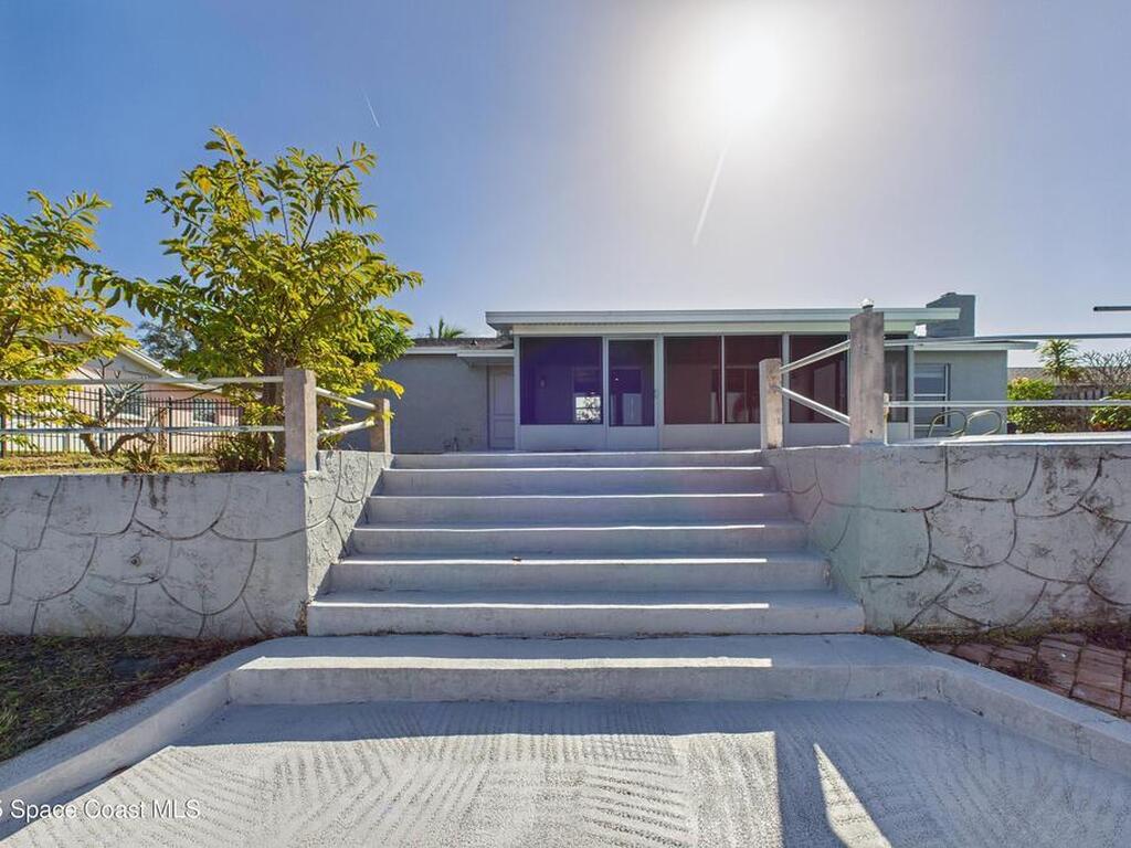 470 Sundoro Court, Merritt Island, FL 32953