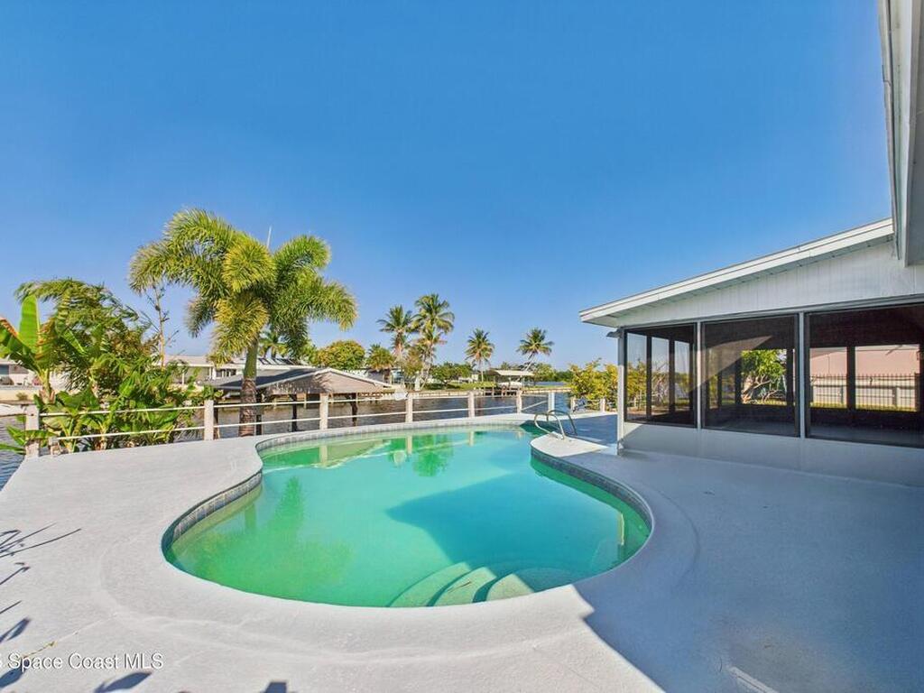 470 Sundoro Court, Merritt Island, FL 32953