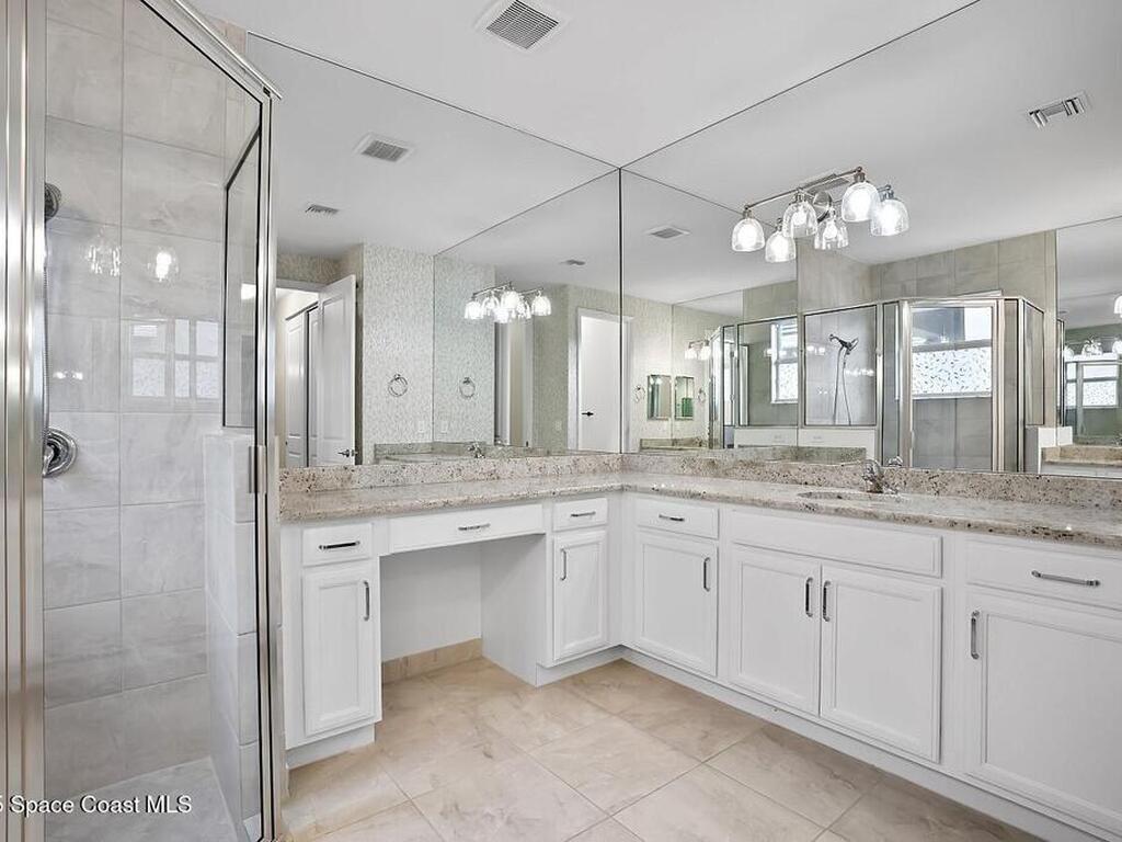 11729 SW Golden Falls Lane, Port St. Lucie, FL 34987