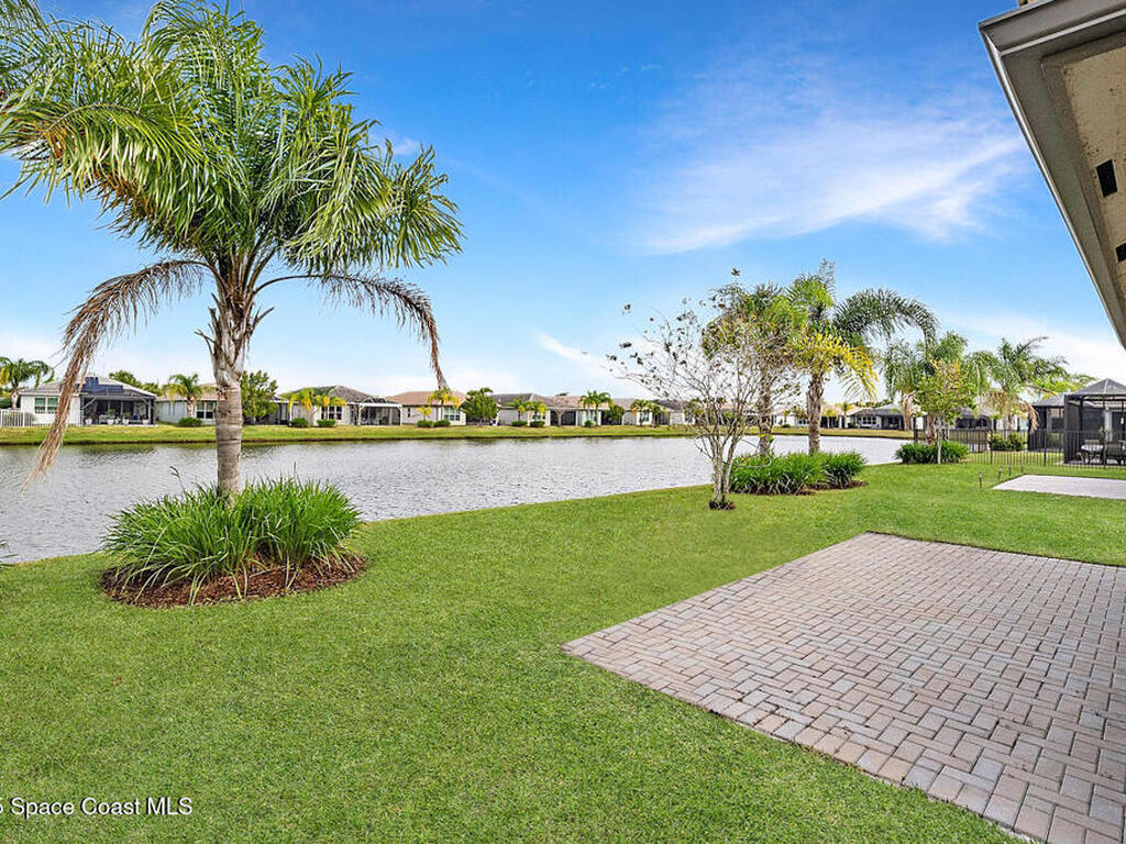 11729 SW Golden Falls Lane, Port St. Lucie, FL 34987