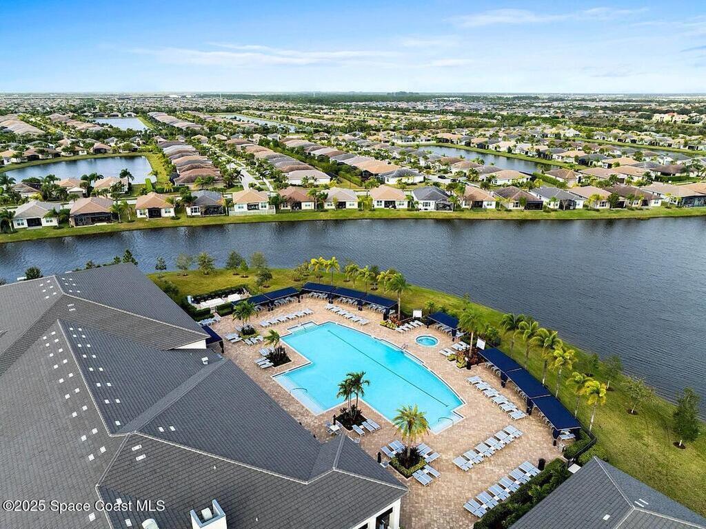 11729 SW Golden Falls Lane, Port St. Lucie, FL 34987