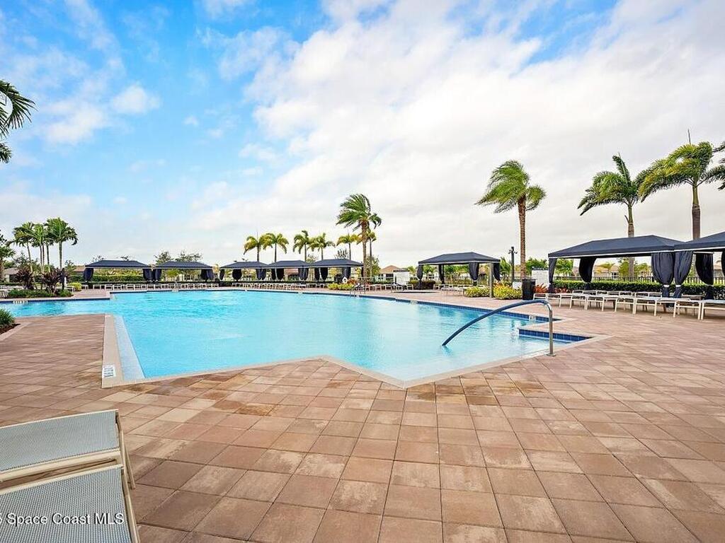 11729 SW Golden Falls Lane, Port St. Lucie, FL 34987