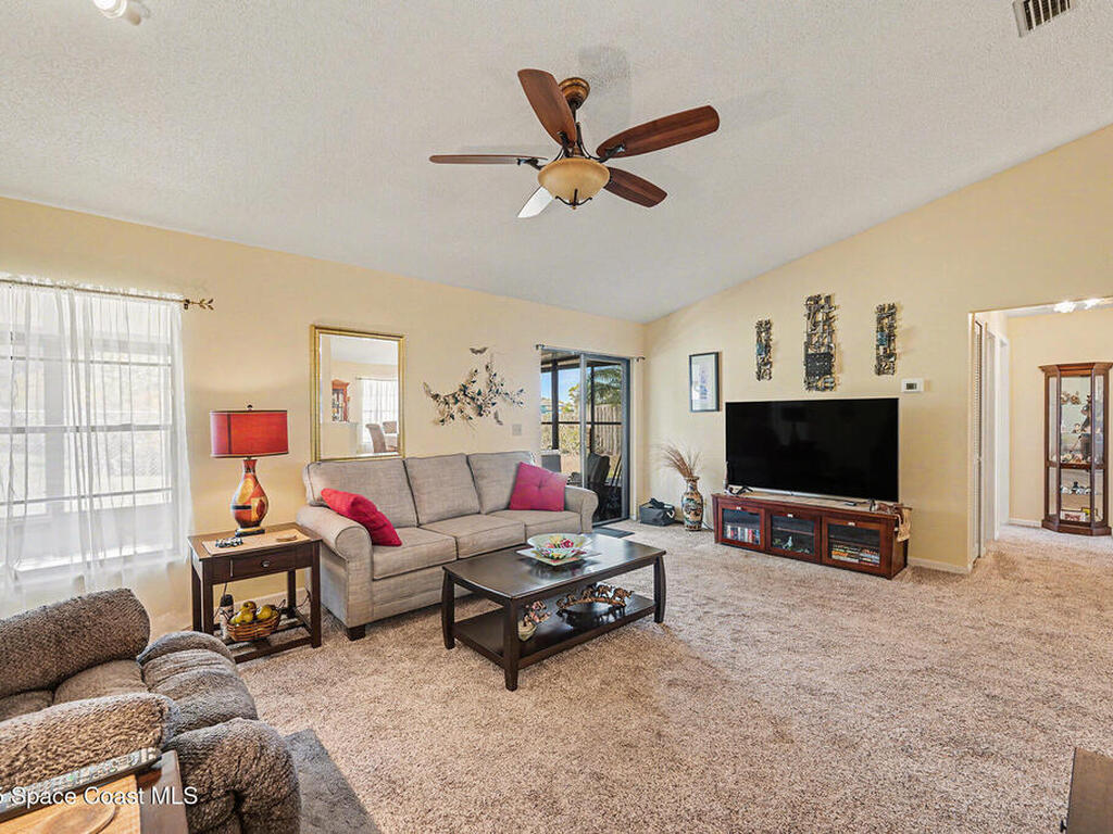 864 Gardener Road, Rockledge, FL 32955