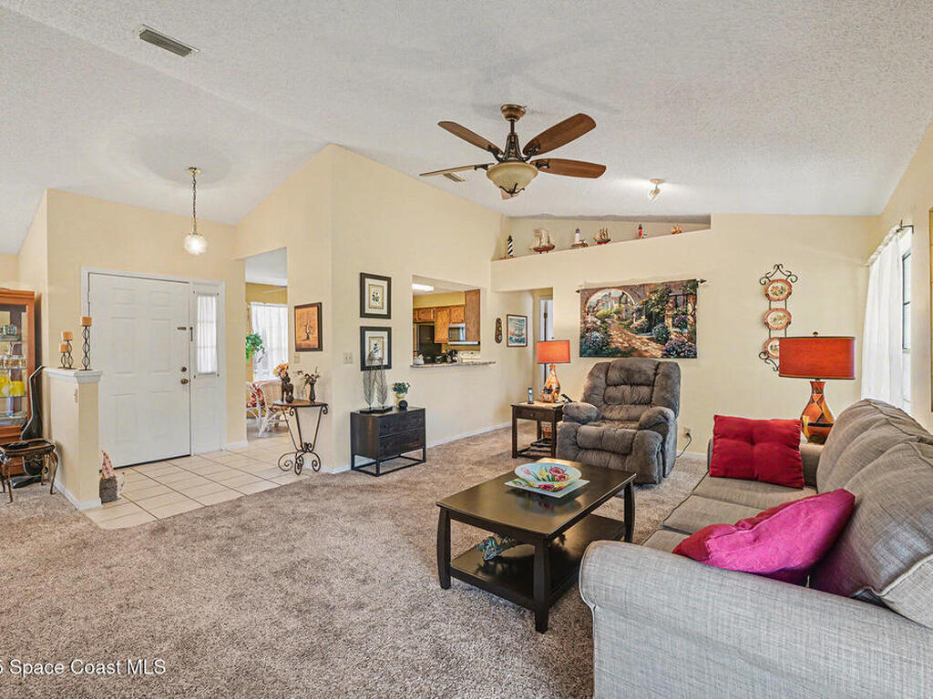 864 Gardener Road, Rockledge, FL 32955