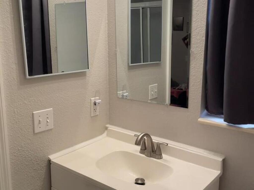 1067 Heath Avenue, Palm Bay, FL 32907