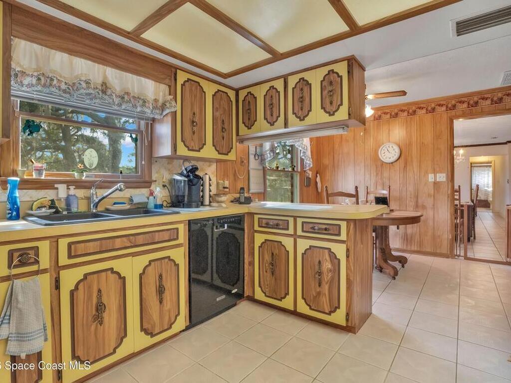 5520 S Pine Tree Point, Lecanto, FL 34461