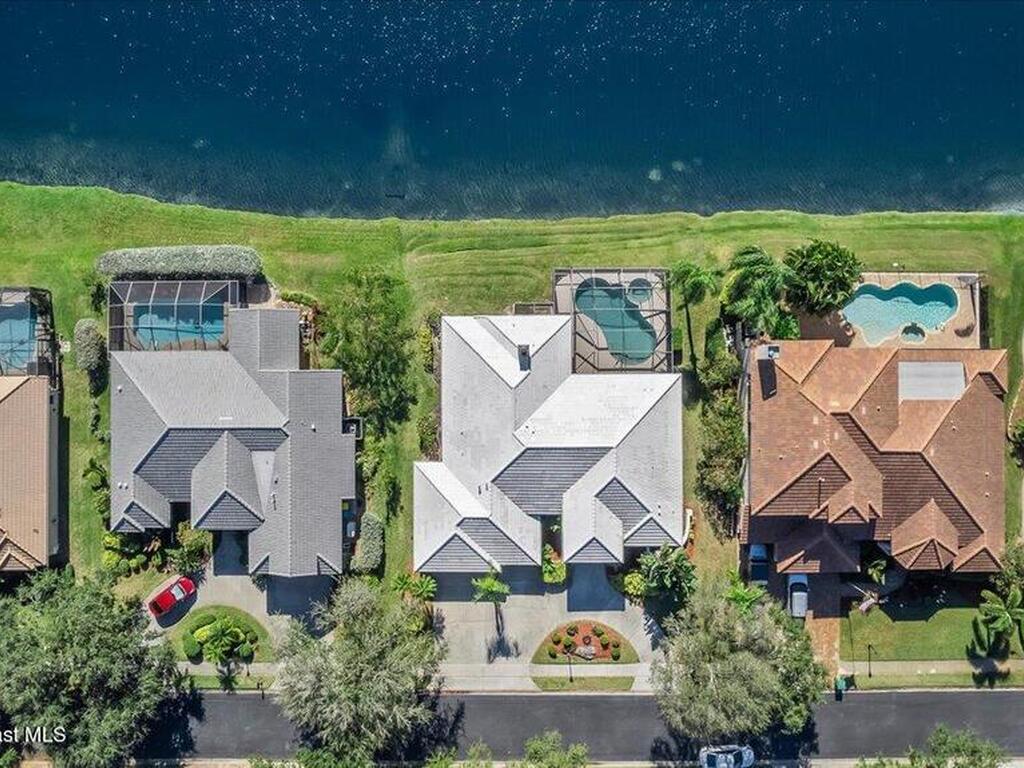 450 Newport Drive, Indialantic, FL 32903