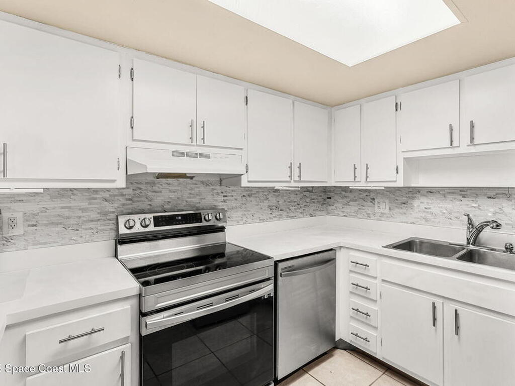 8754 Banyan Way, Cape Canaveral, FL 32920