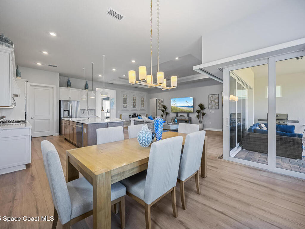 2575 Pine Preserve Court, St. Cloud, FL 34771