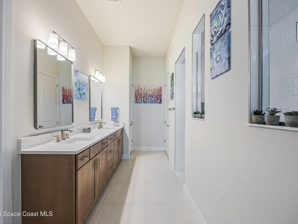 2575 Pine Preserve Court, St. Cloud, FL 34771