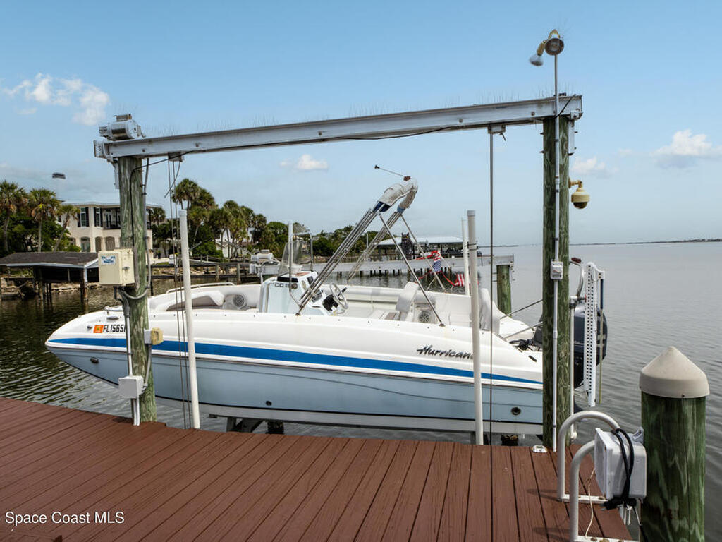 10758 S Tropical Trail, Merritt Island, FL 32952