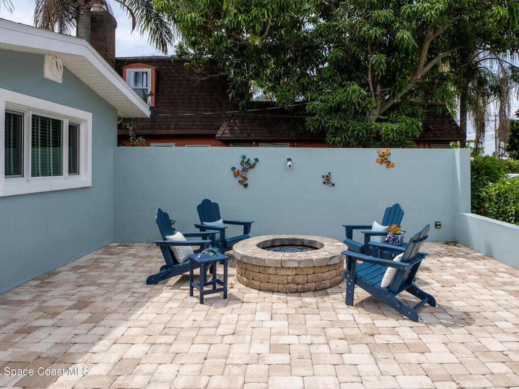 10758 S Tropical Trail, Merritt Island, FL 32952