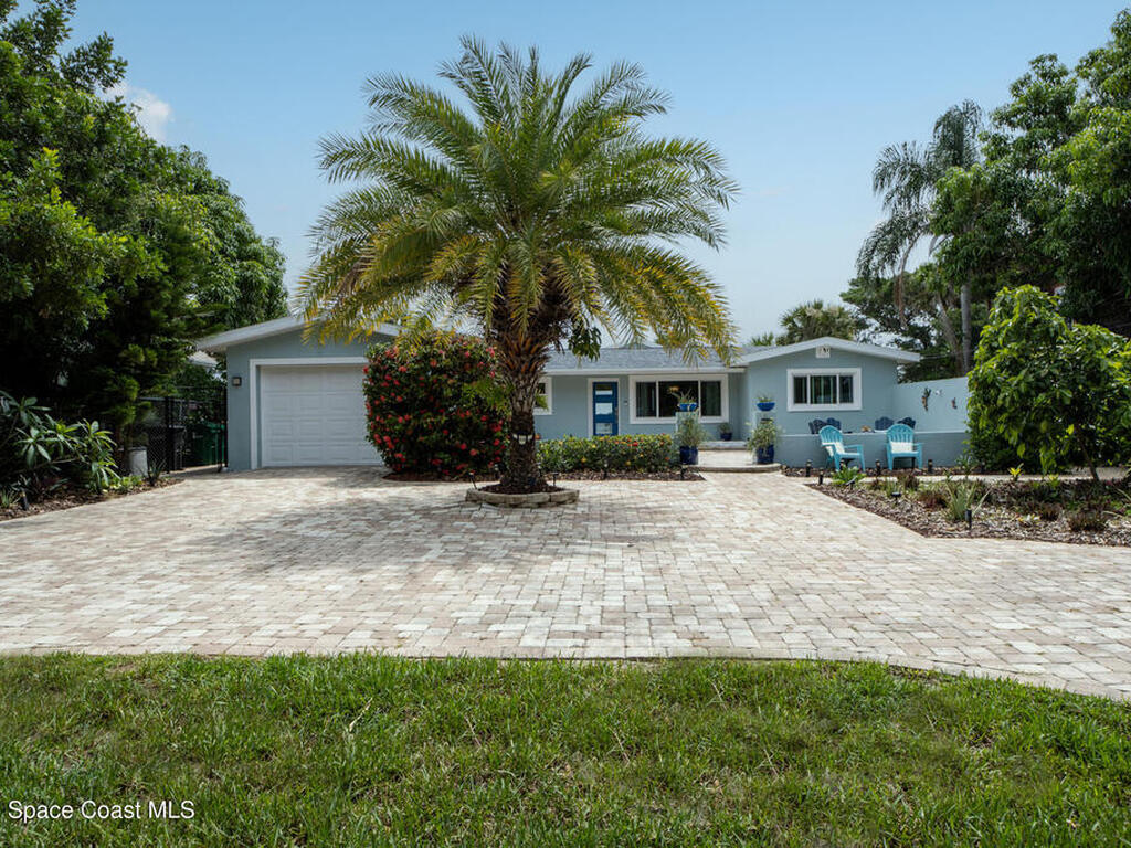 10758 S Tropical Trail, Merritt Island, FL 32952