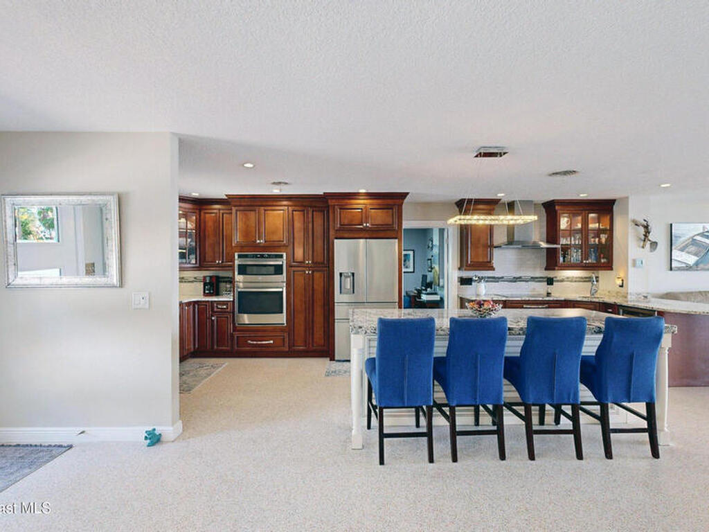 10758 S Tropical Trail, Merritt Island, FL 32952