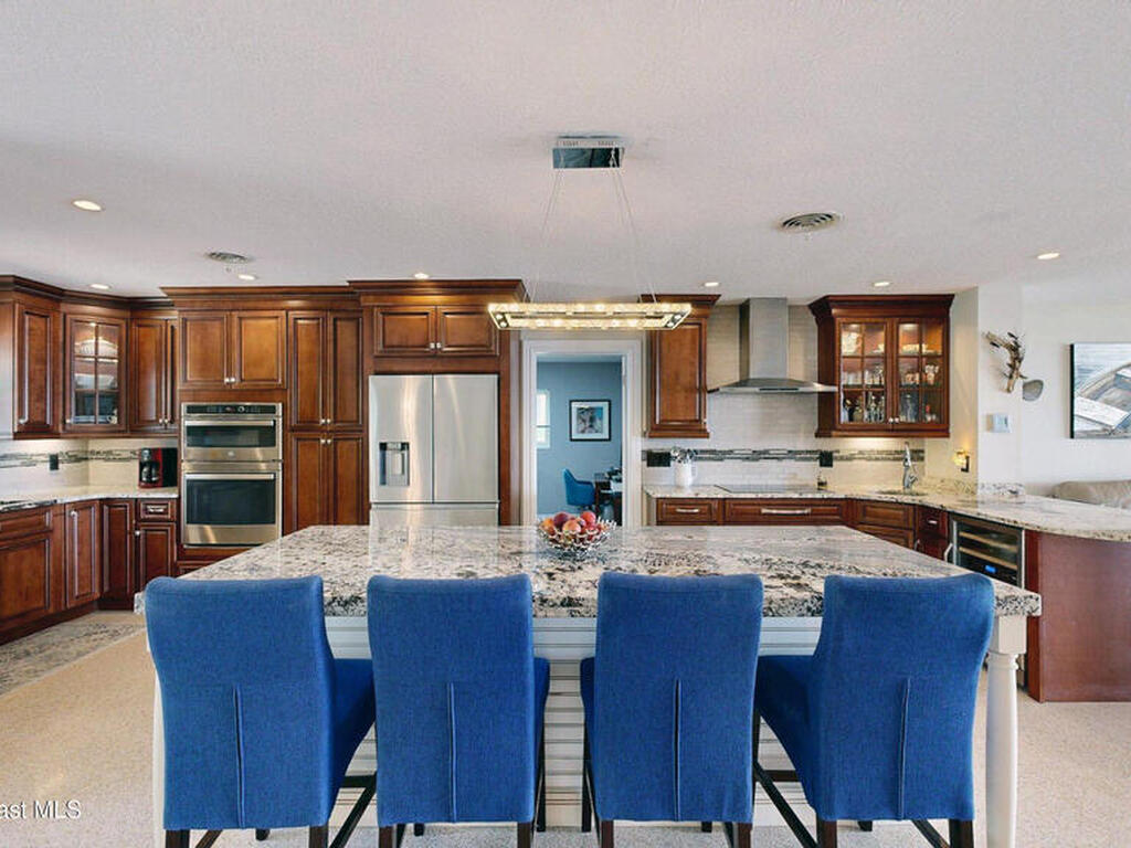 10758 S Tropical Trail, Merritt Island, FL 32952