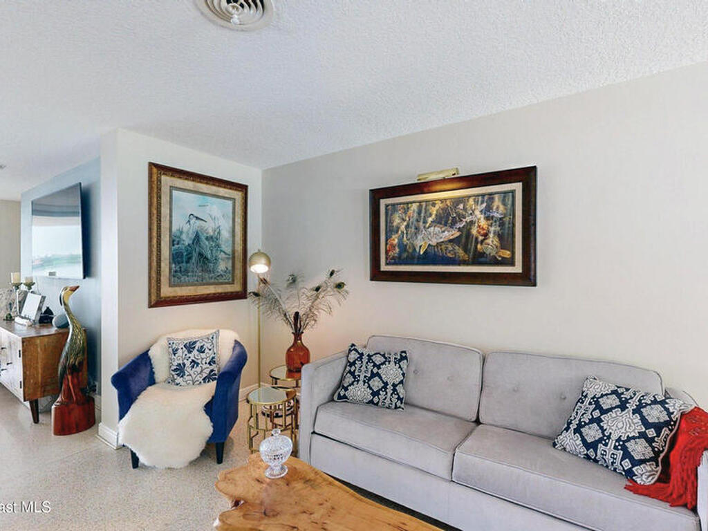 10758 S Tropical Trail, Merritt Island, FL 32952