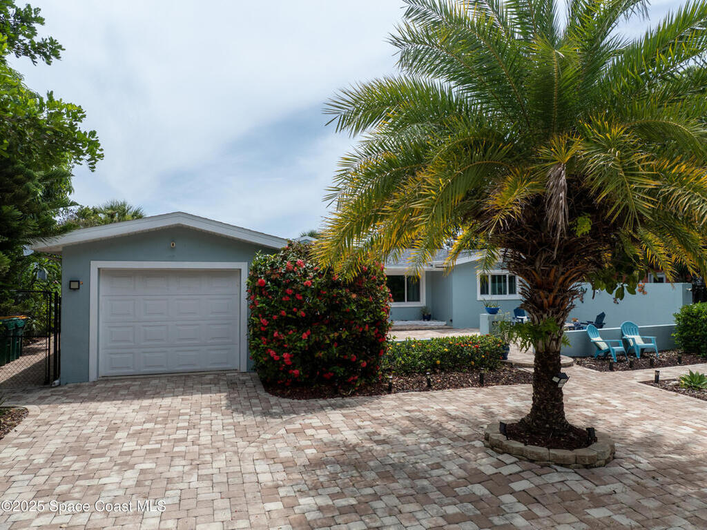 10758 S Tropical Trail, Merritt Island, FL 32952