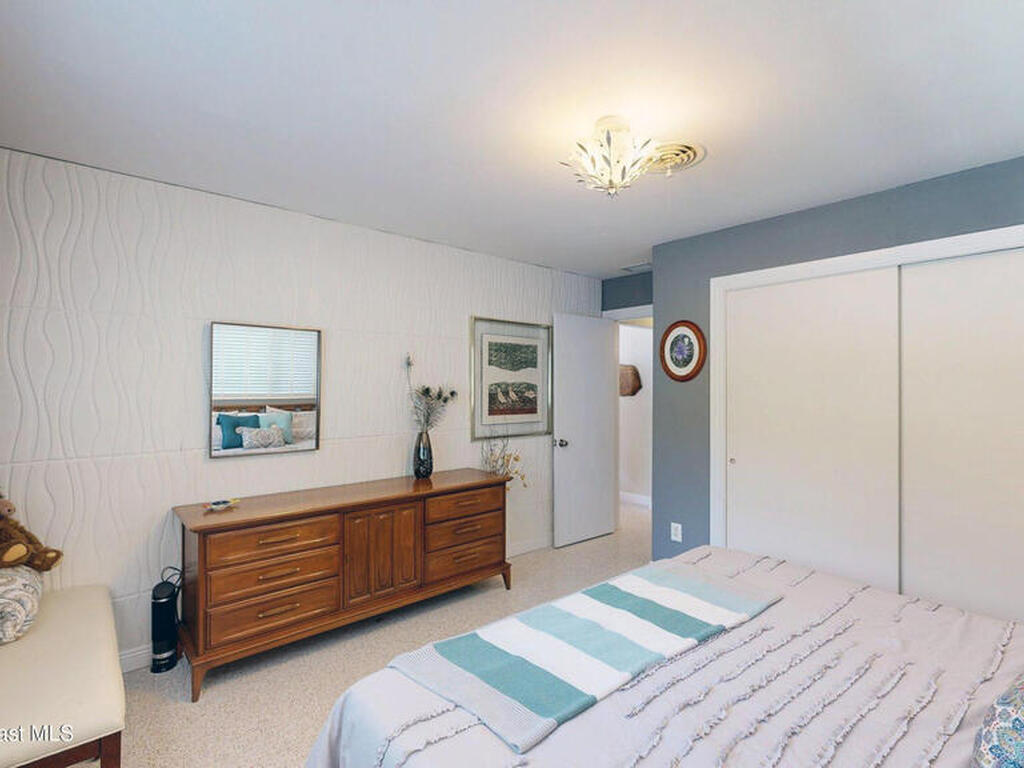 10758 S Tropical Trail, Merritt Island, FL 32952