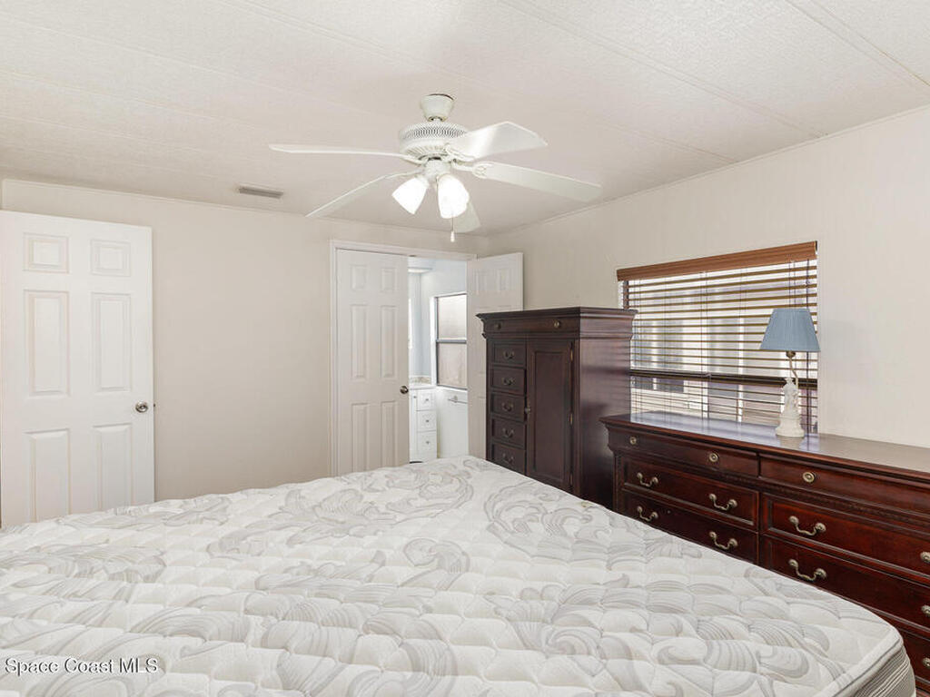 637 Wedelia Drive, Barefoot Bay, FL 32976