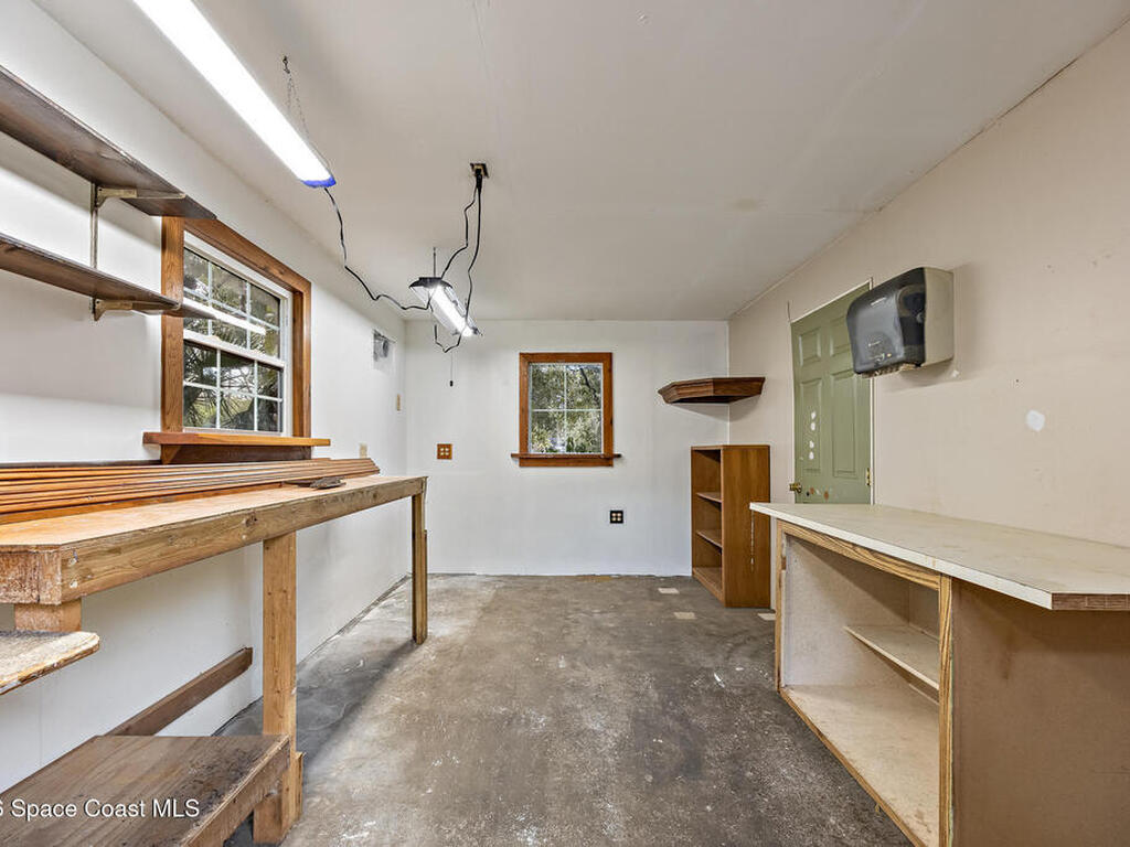 2555 State Street, Melbourne, FL 32904