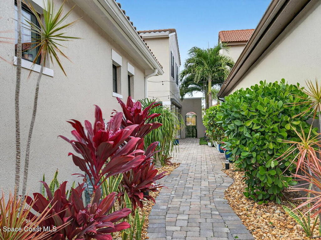 2343 Rodina Drive, Melbourne, FL 32940