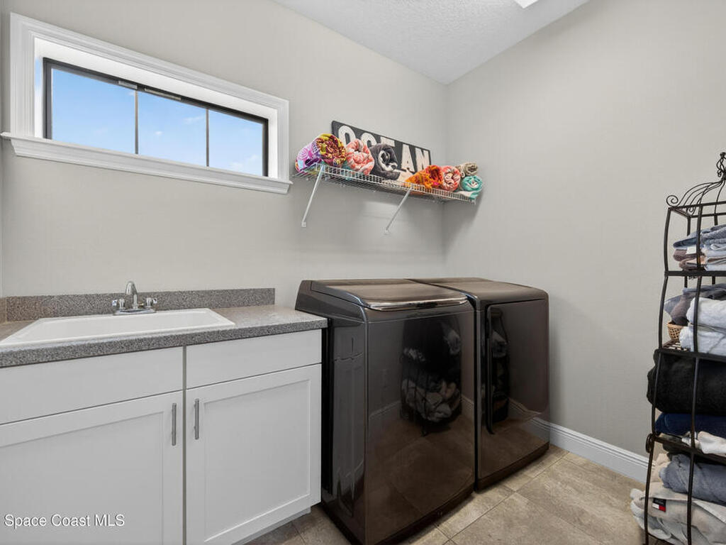 2343 Rodina Drive, Melbourne, FL 32940