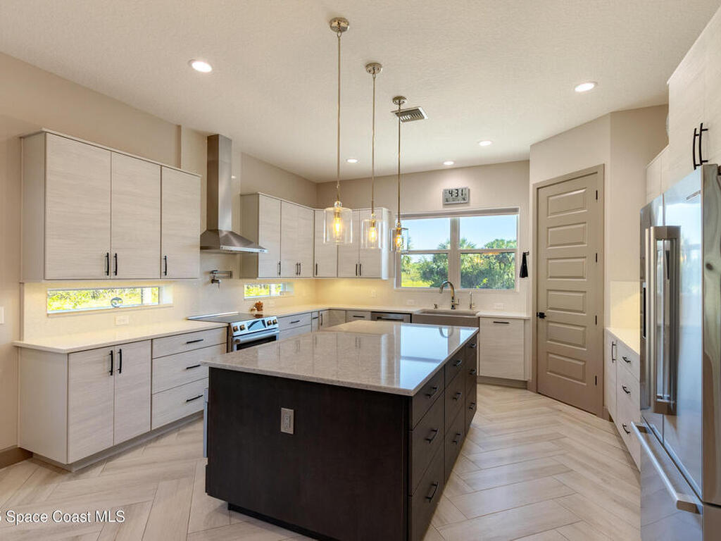 300 Pinto Lane, Palm Bay, FL 32909