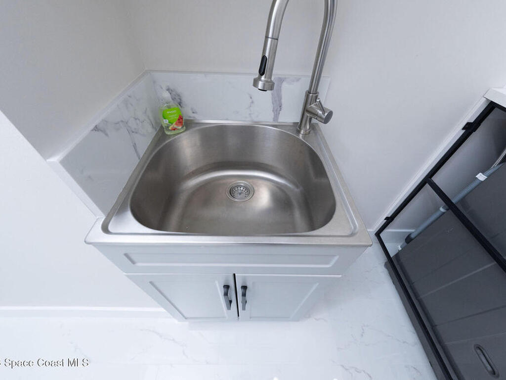 1631 Sunrise Drive, Big Pine Key, FL 33043