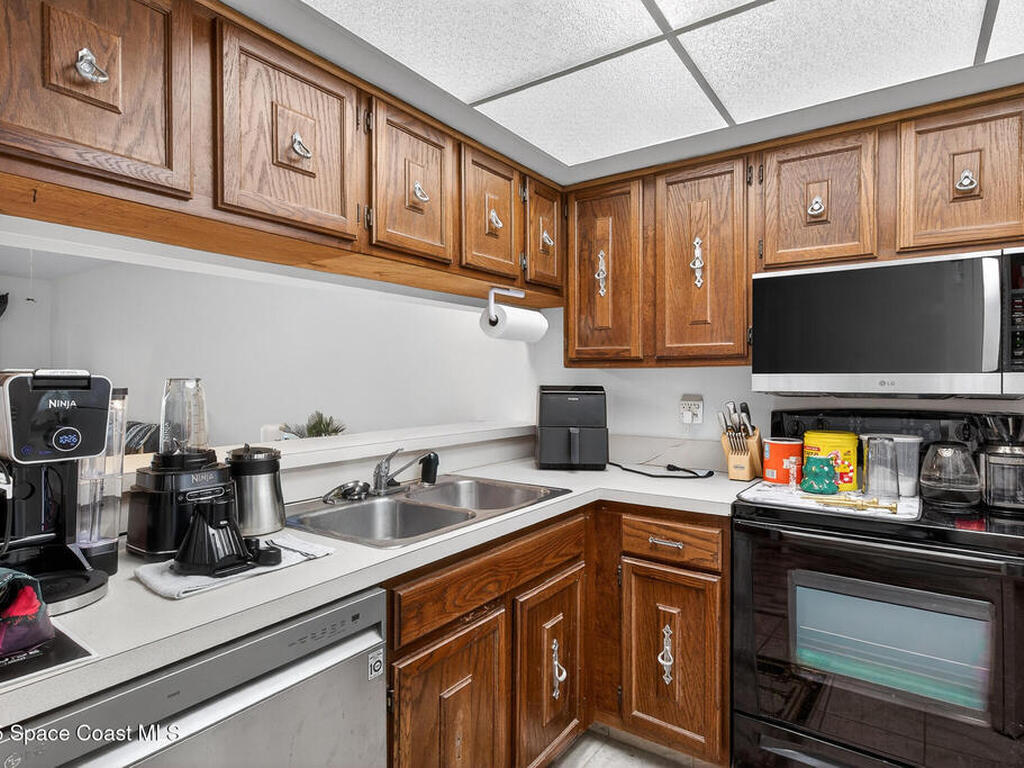 1880 Knox Mcrae, Titusville, FL 32780