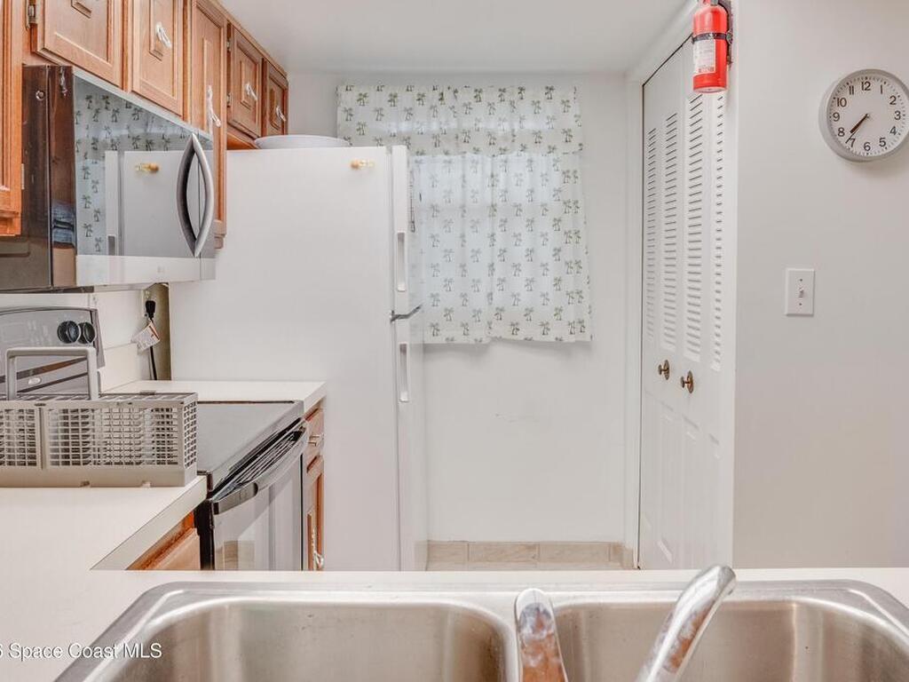 1880 Knox Mcrae, Titusville, FL 32780