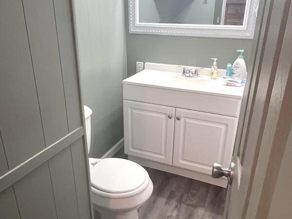 3555 American Drive, Melbourne, FL 32904