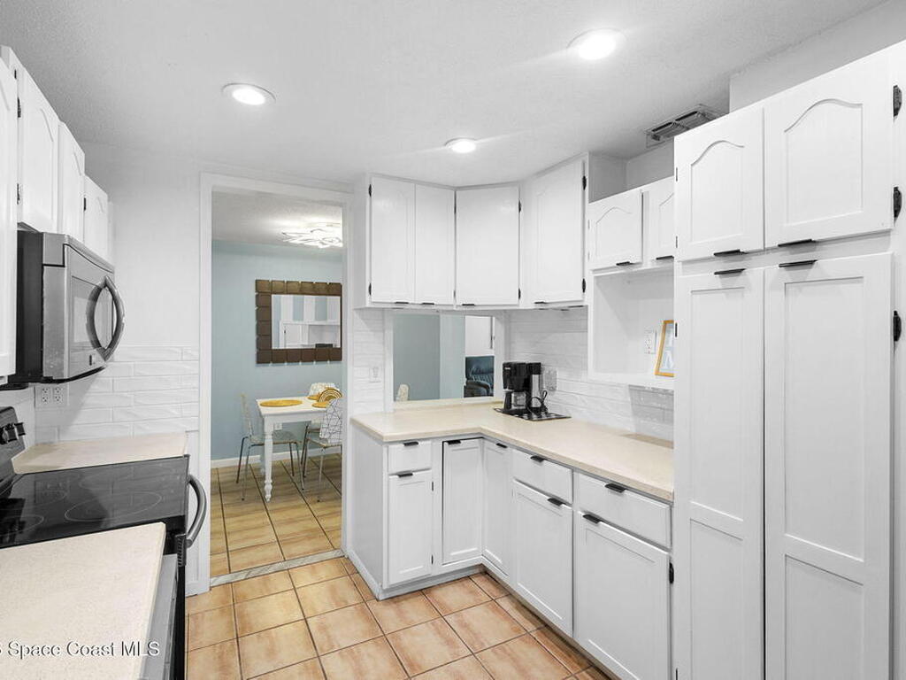 727 Clarke Avenue, Melbourne, FL 32935