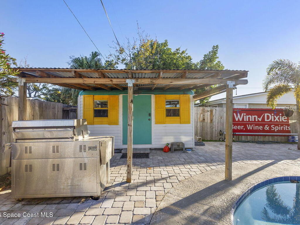 727 Clarke Avenue, Melbourne, FL 32935