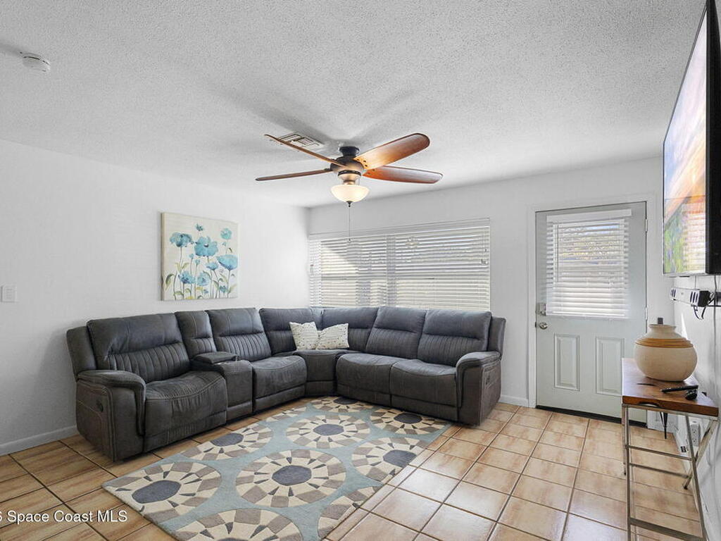 727 Clarke Avenue, Melbourne, FL 32935