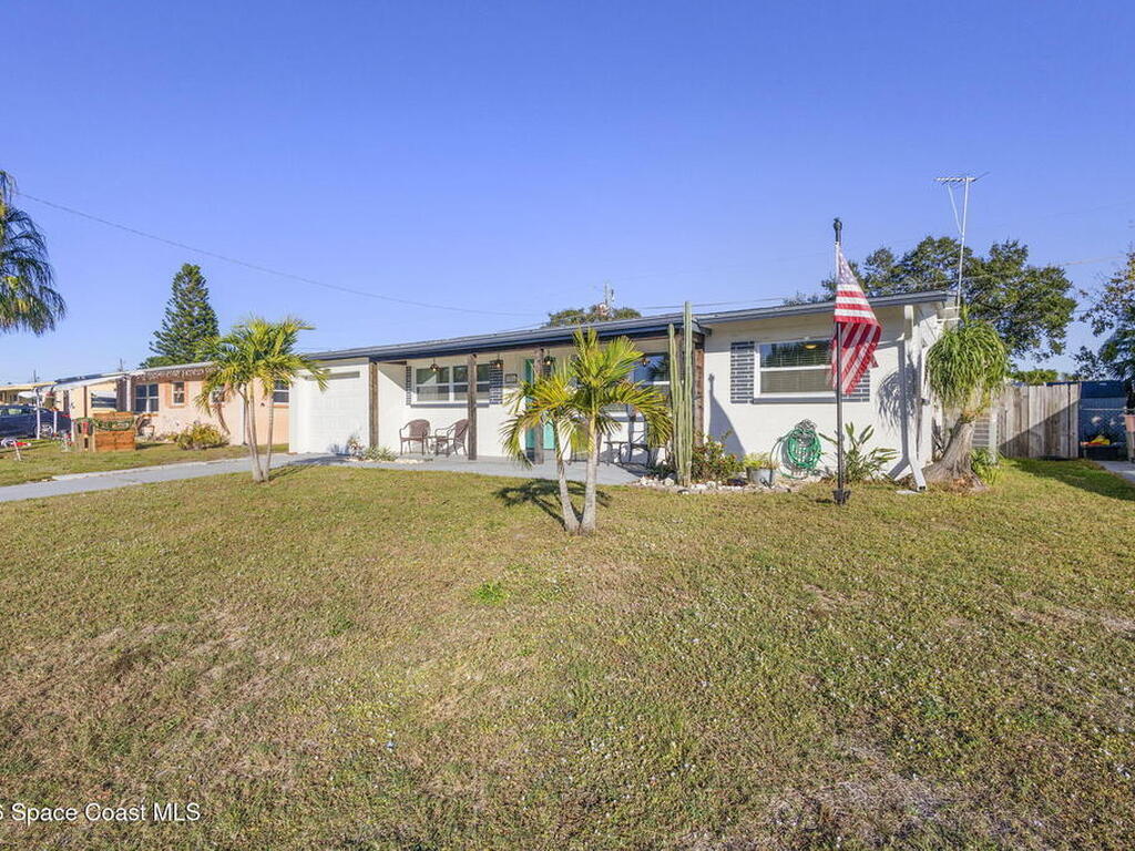 727 Clarke Avenue, Melbourne, FL 32935