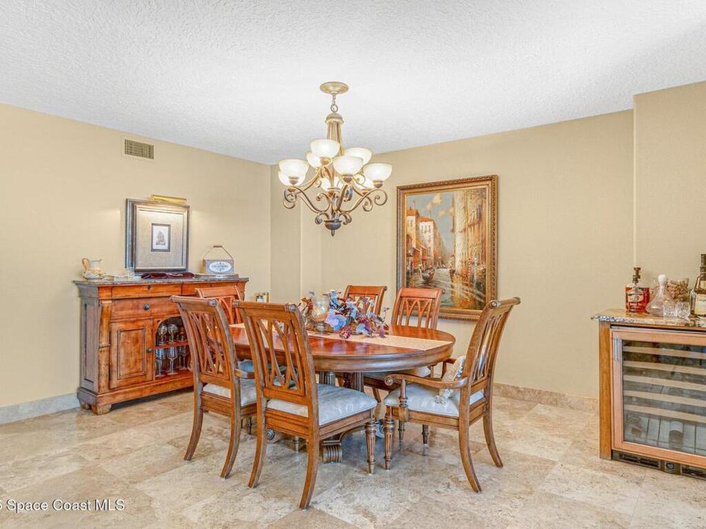 2095 Jimmy Buffett Mem Highway, Indian Harbour Beach, FL 32937