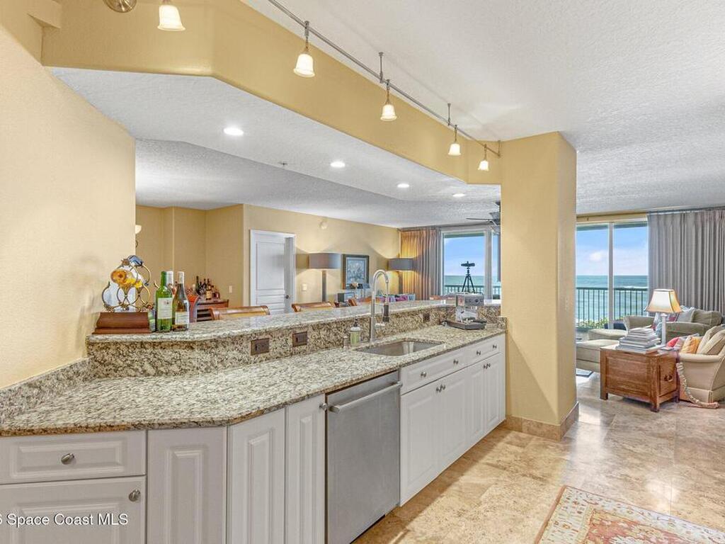 2095 Jimmy Buffett Mem Highway, Indian Harbour Beach, FL 32937