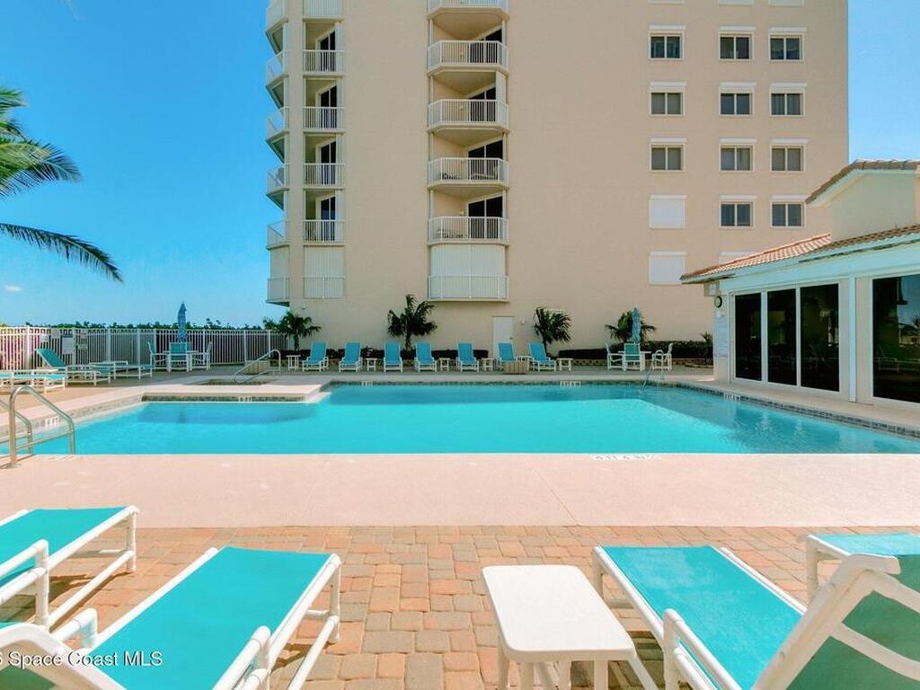 2095 Jimmy Buffett Mem Highway, Indian Harbour Beach, FL 32937