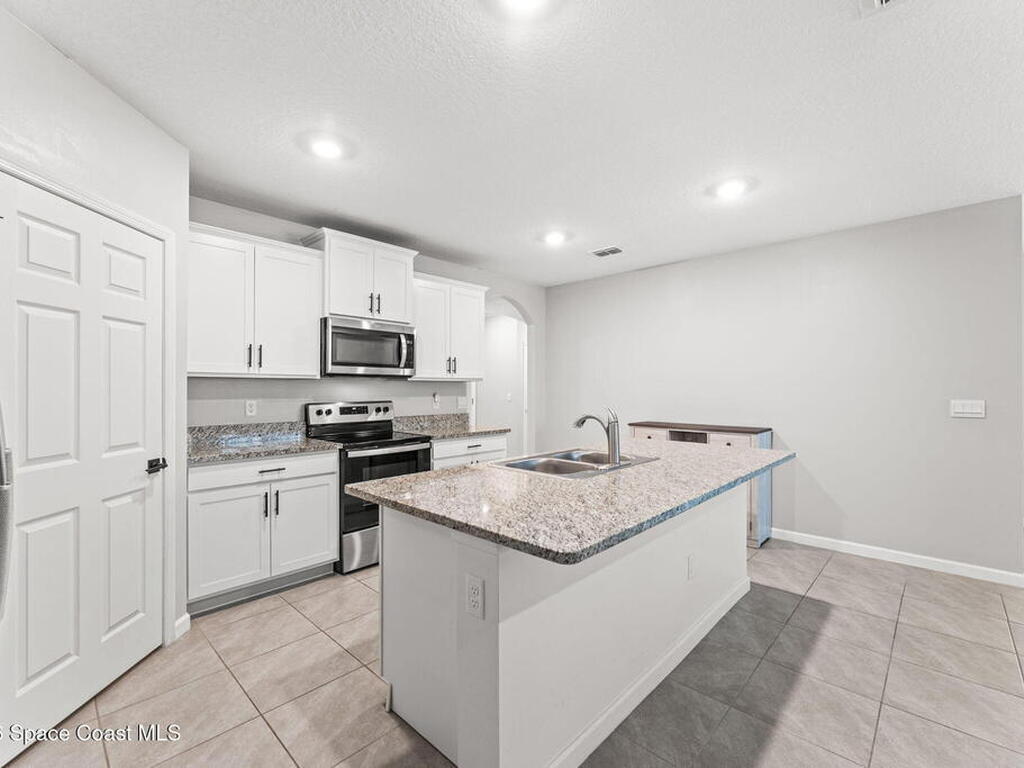 233 Bubbling Lane, Palm Bay, FL 32907