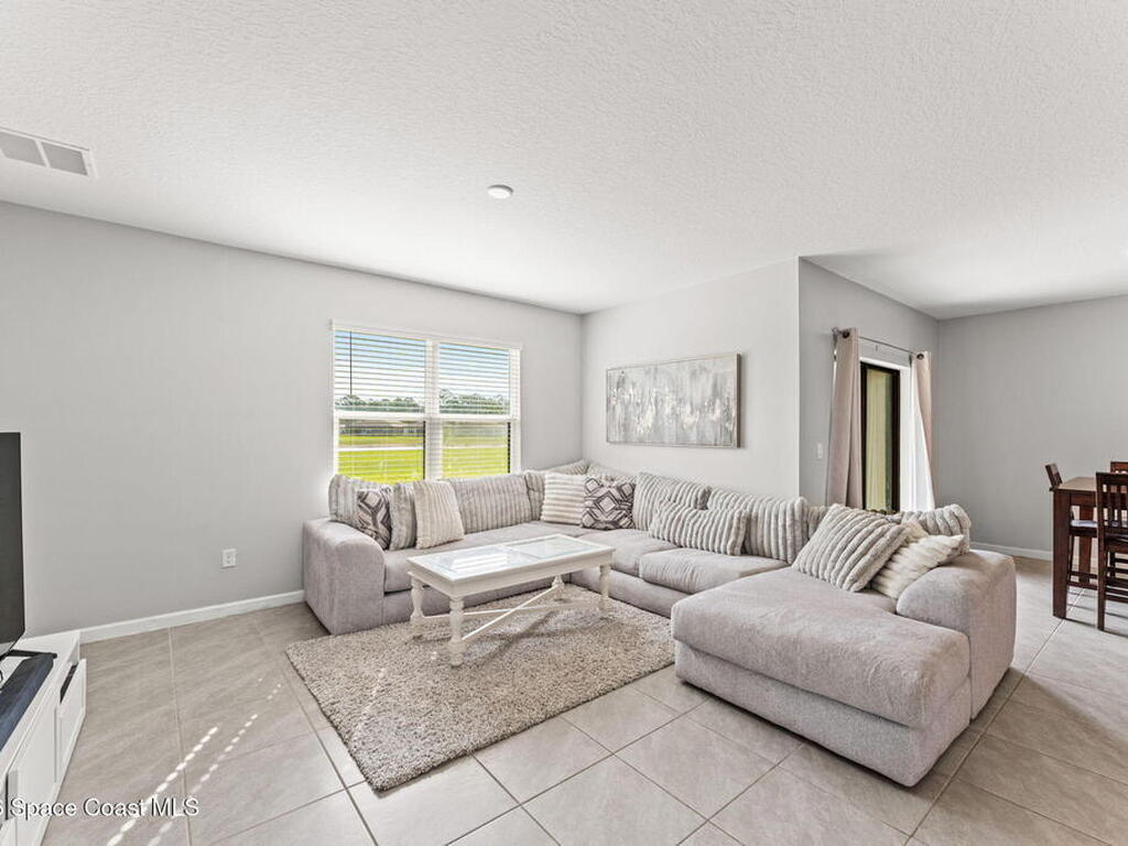 233 Bubbling Lane, Palm Bay, FL 32907