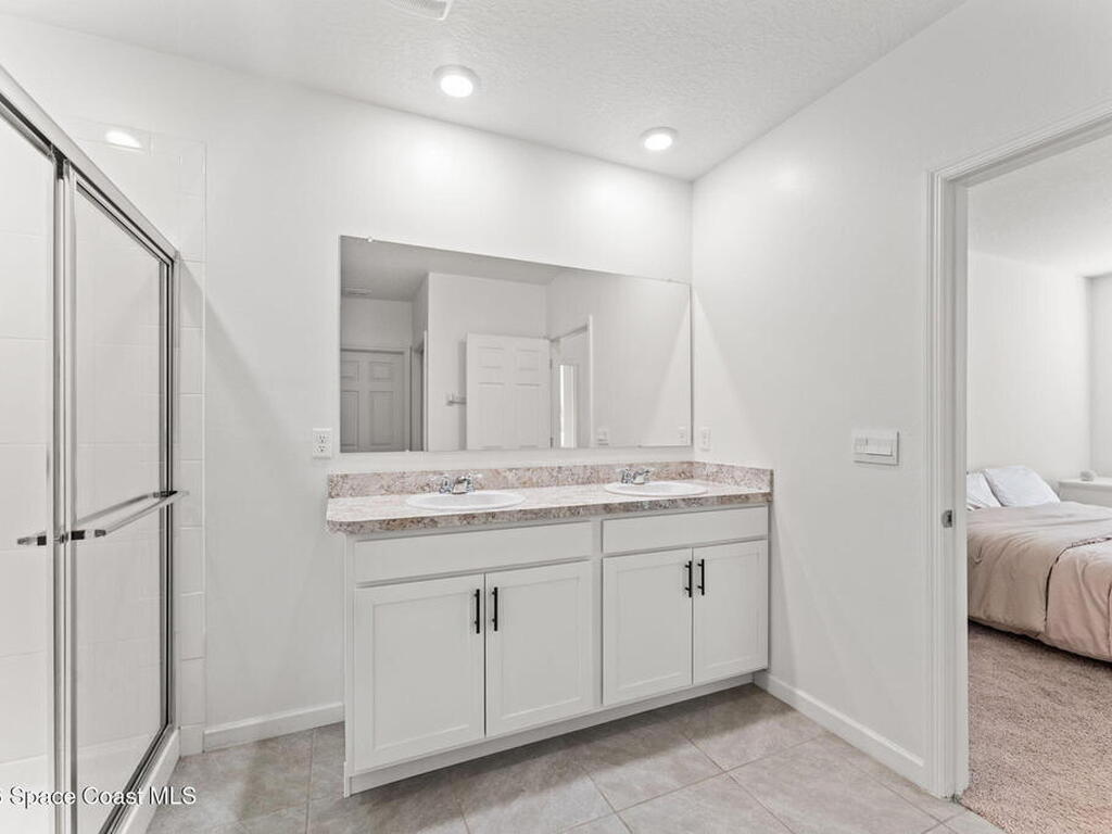 233 Bubbling Lane, Palm Bay, FL 32907