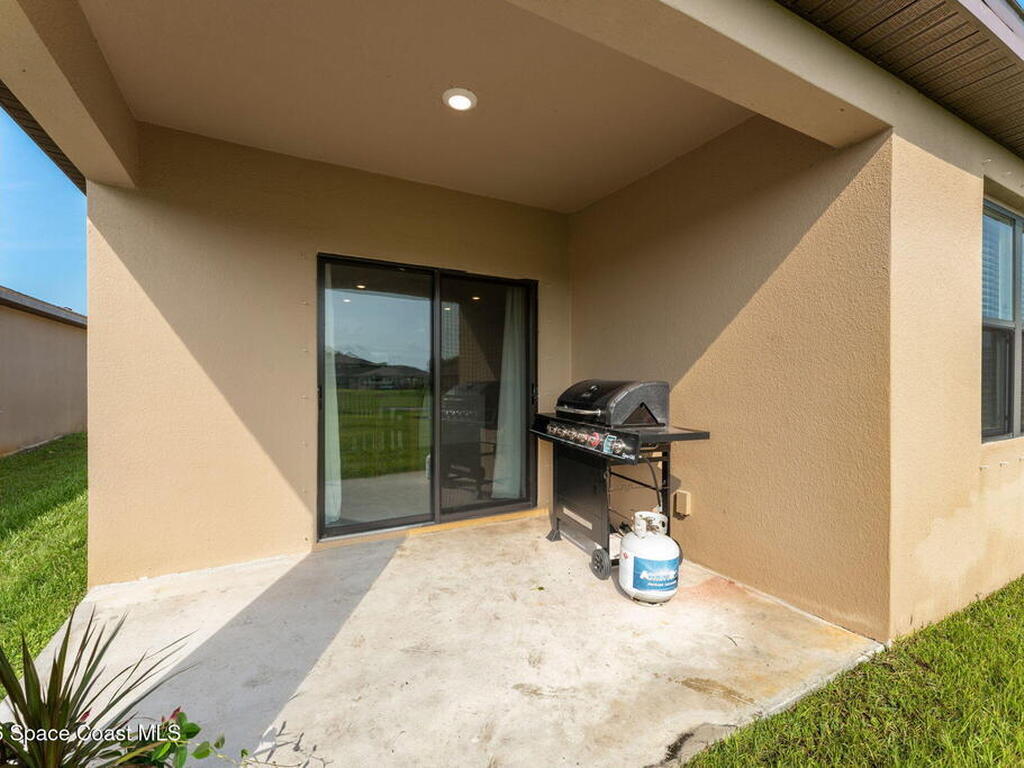 233 Bubbling Lane, Palm Bay, FL 32907