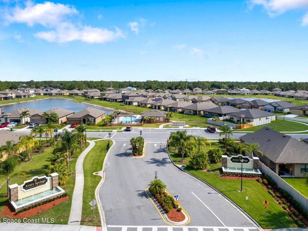 233 Bubbling Lane, Palm Bay, FL 32907